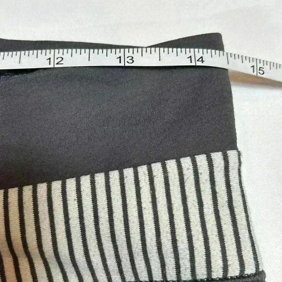Lululemon Reversable Cropped Leggings Gym Comfortable Exercise Hike Yoga Run Sun - Picture 8 of 12